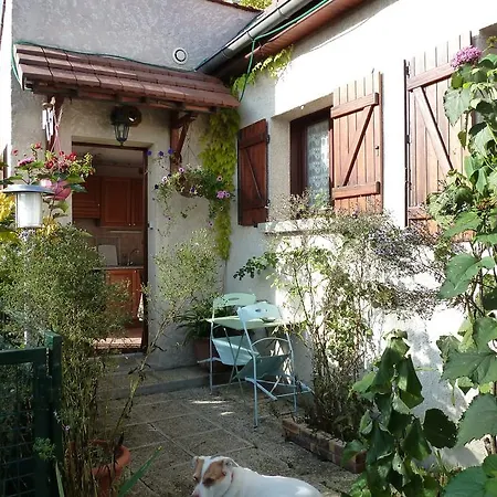 Gite Les Iris Crecy-la-Chapelle Exterior foto