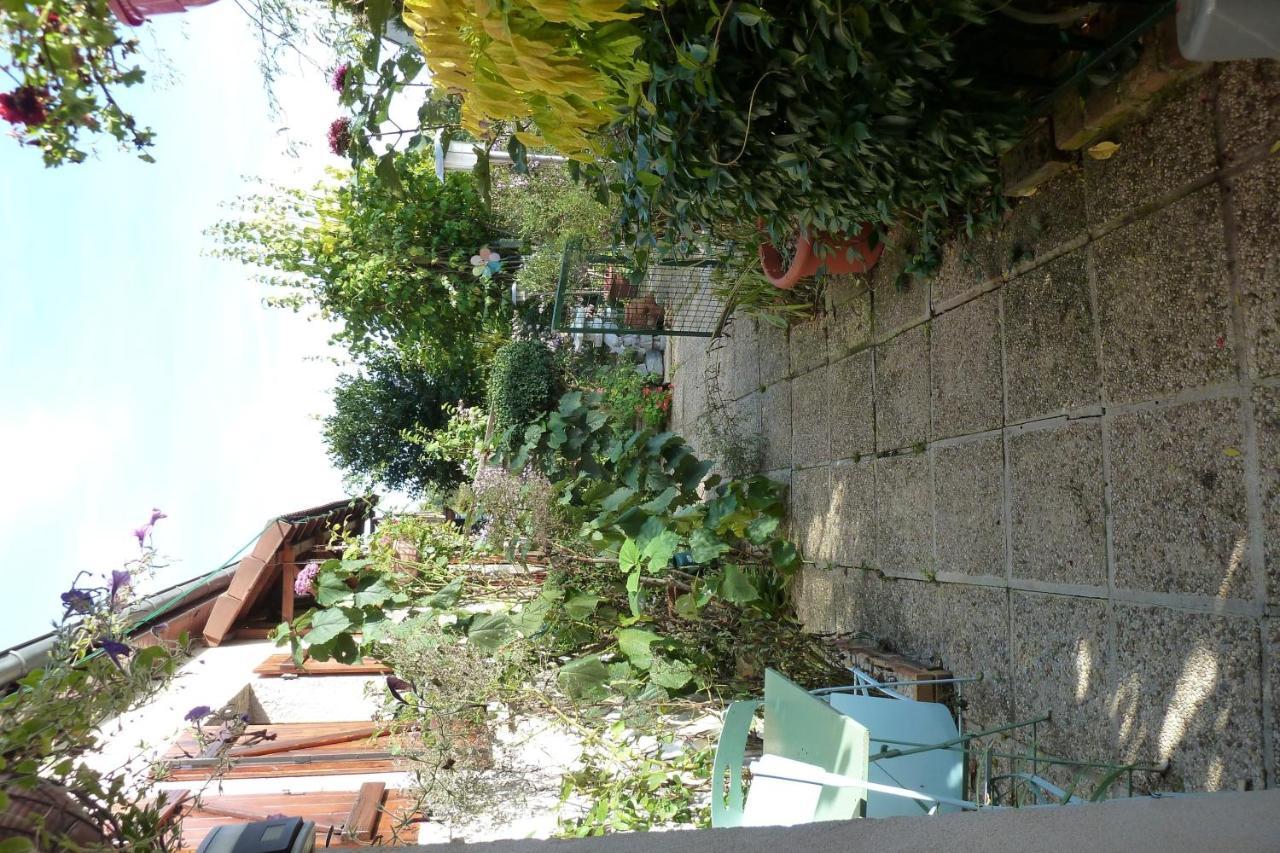 Les Iris Holiday home Crecy-la-Chapelle